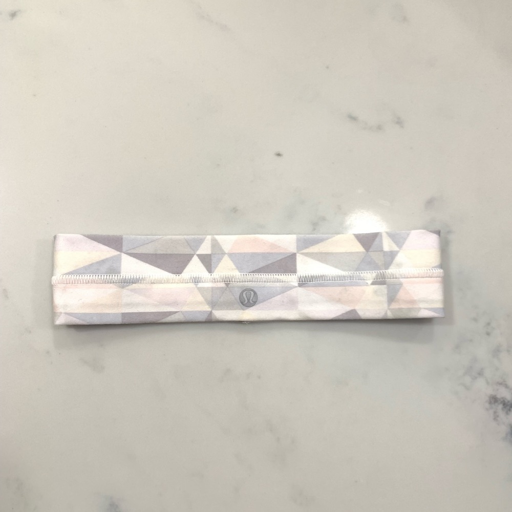 Lululemon geometric headband, fly away tamer